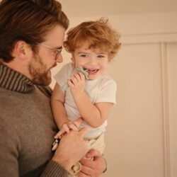 Mushie Εκπαιδευτική Οδοντόβουρτσα Σιλικόνης Λουλούδι Blush - Image 14