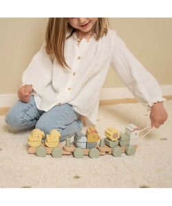 Little Dutch Ξύλινο τρενάκι με άσκηση λεπτής κίνησης κοτοπουλάκι Little Farm FSC - Image 2