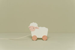 Little Dutch Ξύλινη τρεχαλίτσα προβατάκι Little Farm FSC - Image 3