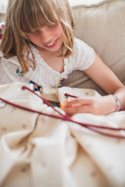 Play & Go Χαλάκι παιχνιδιού - τσάντα 2 σε 1 Cherry Cherry - Image 2