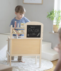 Jabadabado Ξύλινη παιδική κουζίνα με κατσαρολικά Cream - Image 4