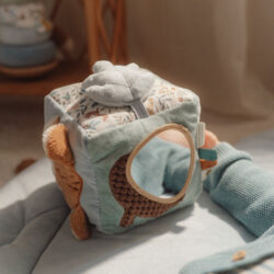 Little Dutch Υφασμάτινος κύβος δραστηριοτήτων Forest Friends - Image 8