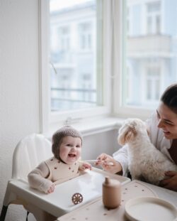 Mushie Σαλιάρα Σιλικόνης Bees - Image 3