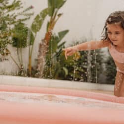 Little Dutch Φουσκωτό στρώμα παιχνιδιού Sprinkler Ocean Dreams Ροζ 150 εκ. - Image 3