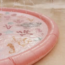 Little Dutch Φουσκωτό στρώμα παιχνιδιού Sprinkler Ocean Dreams Ροζ 150 εκ. - Image 7