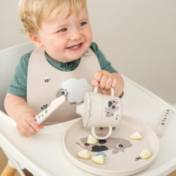 Done By Deer Κουταλοπήρουνα από πλαστικό tiny farm Sand - Image 4