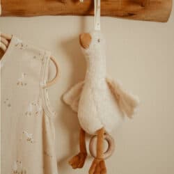 Little Dutch Υφασμάτινο μουσικό κουκλάκι Little Goose GRS - Image 3