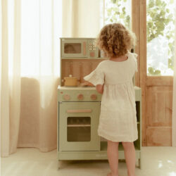 Little Dutch Ξύλινη κουζίνα με αξεσουάρ παιχνιδιού Μέντα FSC - Image 2