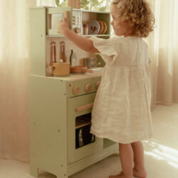 Little Dutch Ξύλινη κουζίνα με αξεσουάρ παιχνιδιού Μέντα FSC - Image 9
