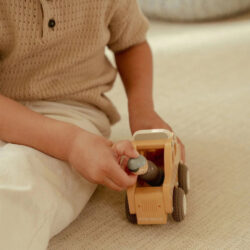 Little Dutch Ξύλινο ταξί FSC - Image 4