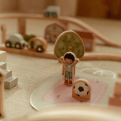 Little Dutch Σετ παιχνιδιού τρενάκι με ράγες και οχήματα XL FSC - Image 4