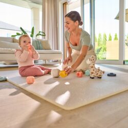 Lionelo Yoka Εκπαιδευτικό Χαλάκι Αφρού – 173×116 cm Μπεζ - Image 2