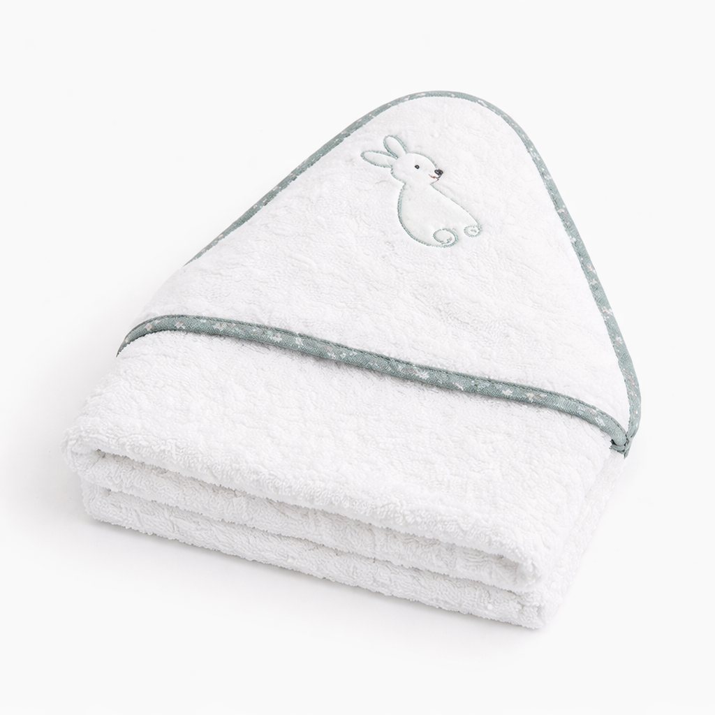 ChatGPT Image 19 Φεβ 2026, 06_33_34 μ.μ. Baby Star Mπουρνούζι Tρίγωνο Larvik Λευκό - Image 1