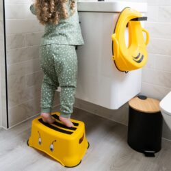 My Carry Potty Παιδικό Βοηθητικό Σκαλοπατάκι Bumblebee - Image 3