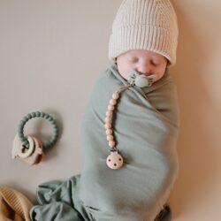 Mushie Κρίκος με Μασητικά Παιχνιδάκια Space - Image 5