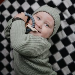 Mushie Κρίκος με Μασητικά Παιχνιδάκια Space - Image 3