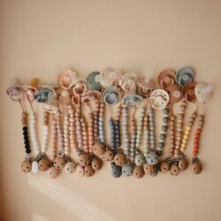 Κλιπ για Πιπίπλες Σιλικόνης Luna Blush - Mushie - Image 8