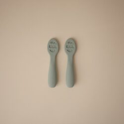 Σετ 2 Εκπαιδευτικά Κουταλάκια Σιλικόνης Cambridge Blue/Shifting Sand - 2 Pack - Mushie - Image 9