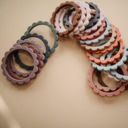 Σετ 3 Βραχιόλια Οδοντοφυΐας - Dove Gray/Steel/Stone - Mushie - Image 7
